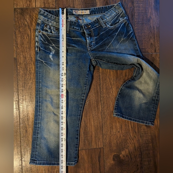 BKE Buckle Jeans Women's Stella Capri Distressed Blue Stretch Denim Sz 29. - Picture 16 of 16